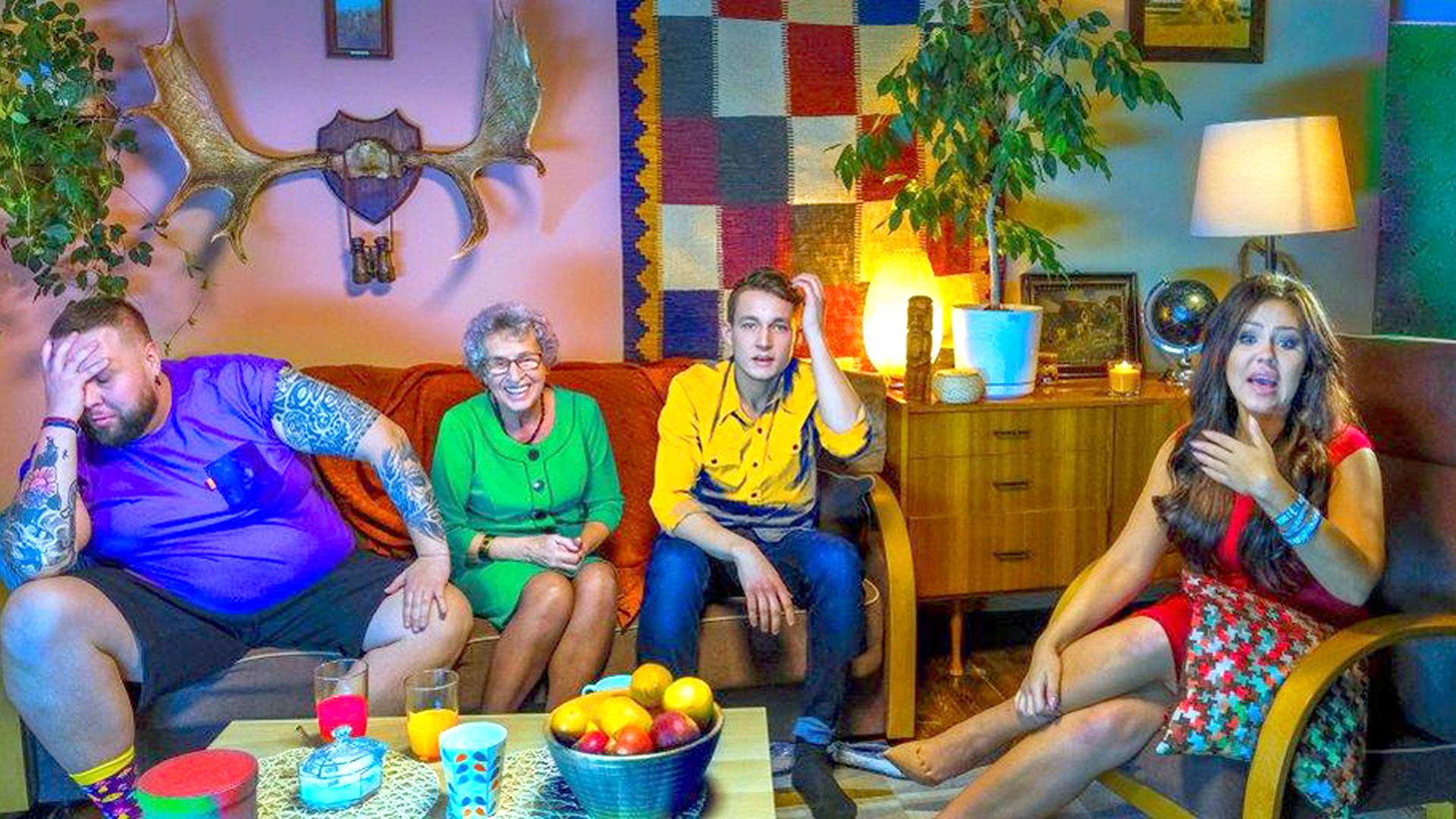 Gogglebox. Przed telewizorem 7