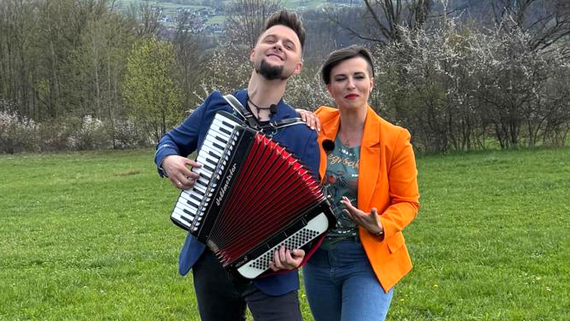 Muzyczne podróże Karoliny Treli